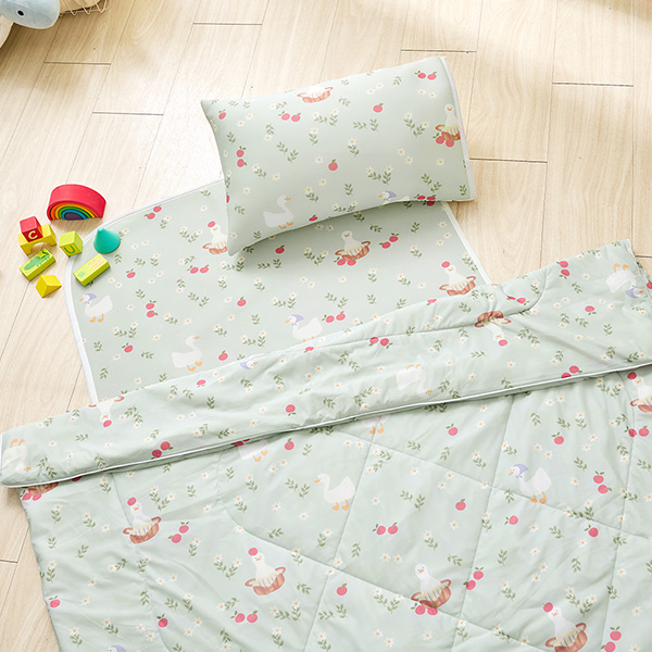 【DUYAN 竹漾】Cool-Fi Huggy 冰絲涼感兒童涼被/綠茵小鴨 台灣製