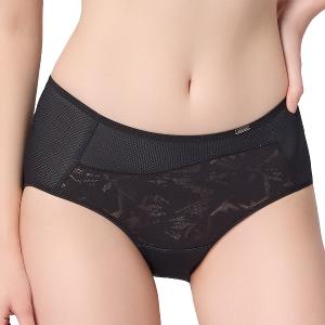 【思薇爾】幾何洞感系列M-3XL涼感透氣中腰三角女內褲(黑色)