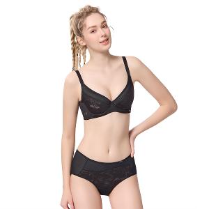 【思薇爾】幾何洞感系列M-3XL涼感透氣中腰三角女內褲(黑色)