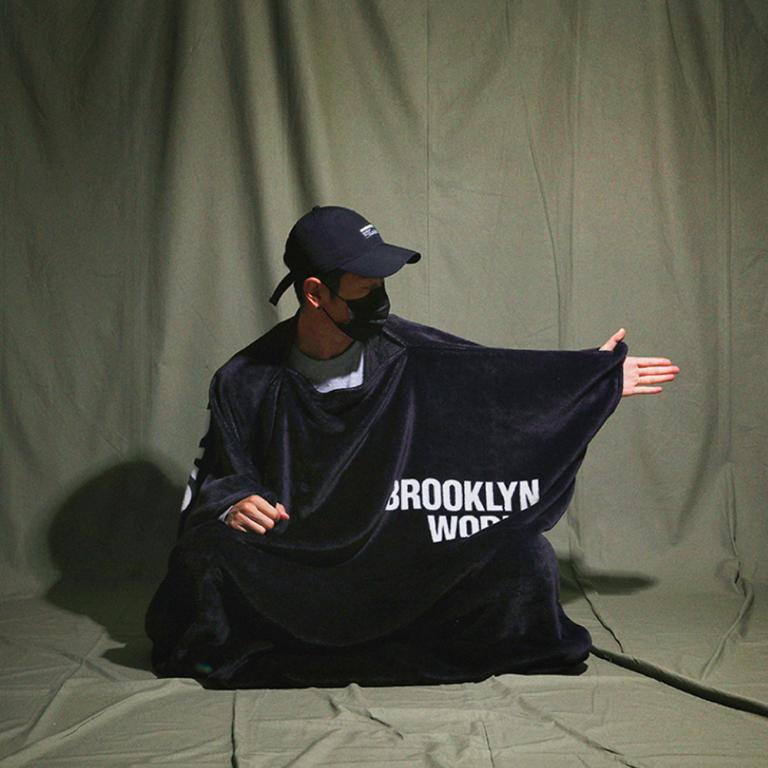 BROOKLYNWORKS｜露營必備斗篷保暖毯