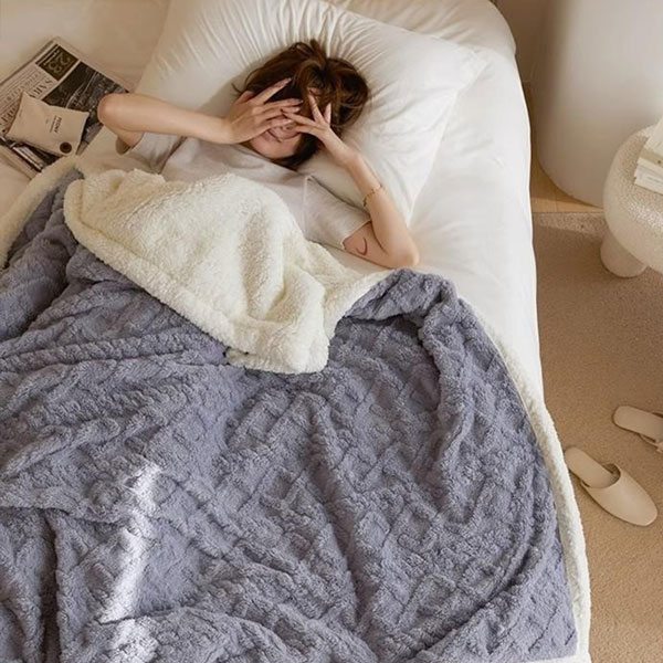 【DUYAN 竹漾】韓系麻花牛奶絨 雙層加厚被毯 / 霧灰藍