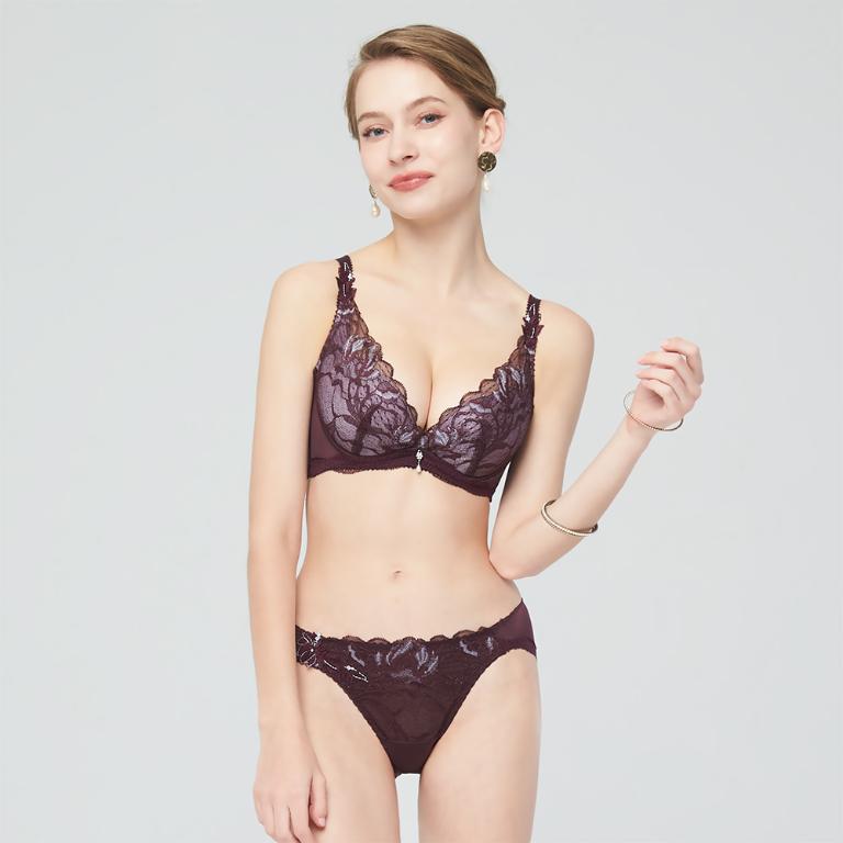 【思薇爾】翡花香宴系列M-XL蕾絲刺繡低腰三角女內褲(醉花紫)