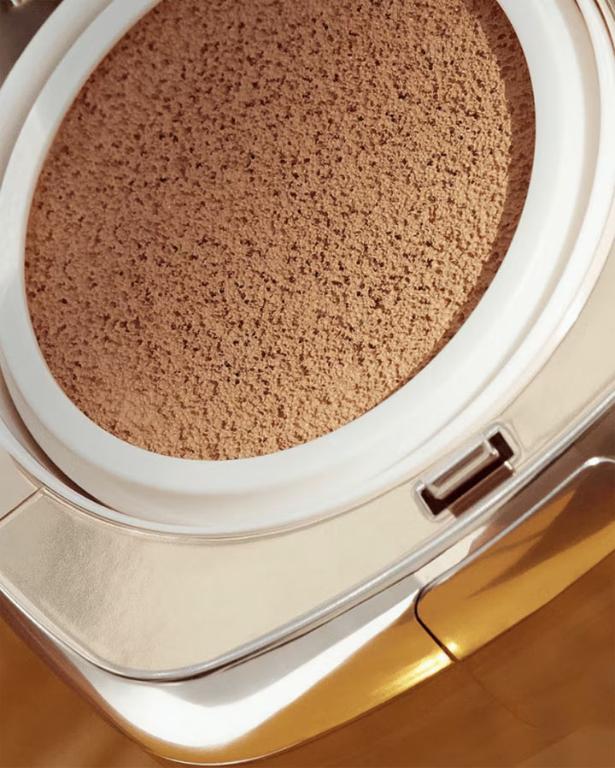 LA MER海洋拉娜 奇蹟煥采氣墊粉霜SPF20