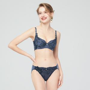 【思薇爾】琉光星燦系列M-XL蕾絲刺繡低腰三角女內褲(星洋藍)
