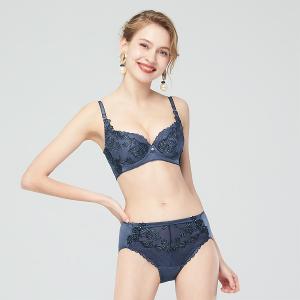 【思薇爾】琉光星燦系列M-XXL蕾絲刺繡中腰三角女內褲(星洋藍)