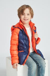 JORDON 中性兒童款 動感配色超輕羽絨外套