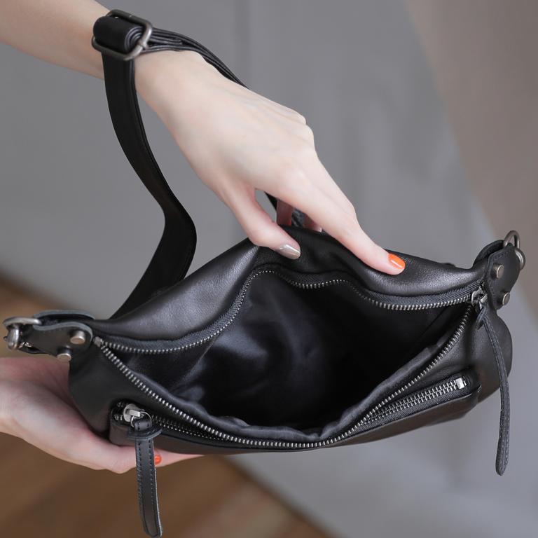 supportingrole 個性鉚釘 真皮隨身腰包 側背包黑