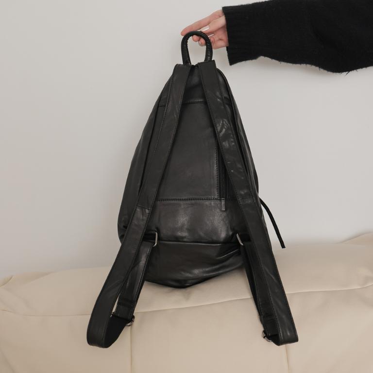 supportingrole 輕量羊皮立體拉鍊結構極簡後背包 黑