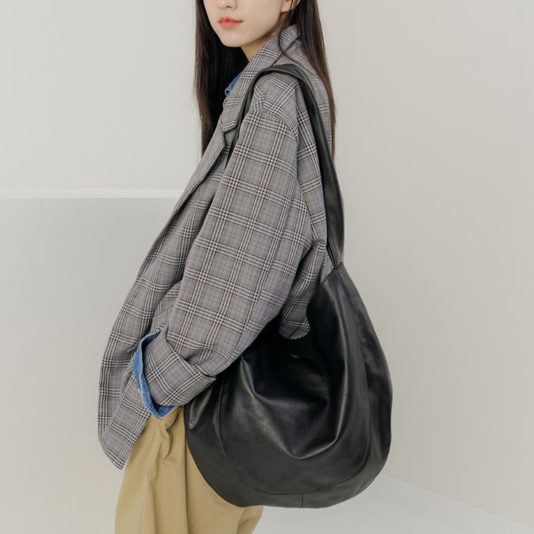 supportingrole 真皮優雅摩登都市肩側手提背包 黑