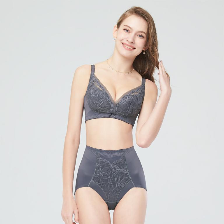 【思薇爾】柔塑曲線系列B-F罩無鋼圈調整型蕾絲集中包覆塑身女內衣(青黛灰)