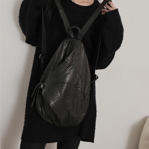 supportingrole 輕量羊皮立體拉鍊結構極簡後背包 黑