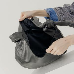 supportingrole 真皮優雅摩登都市肩側手提背包 黑