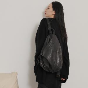 supportingrole 輕量羊皮立體拉鍊結構極簡後背包 黑