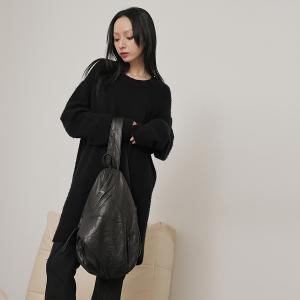 supportingrole 輕量羊皮立體拉鍊結構極簡後背包 黑