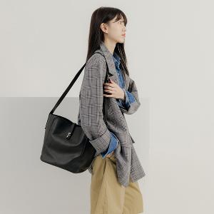 supportingrole 真皮極簡四方都市肩側背包 黑