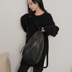 supportingrole 輕量羊皮立體拉鍊結構極簡後背包 黑