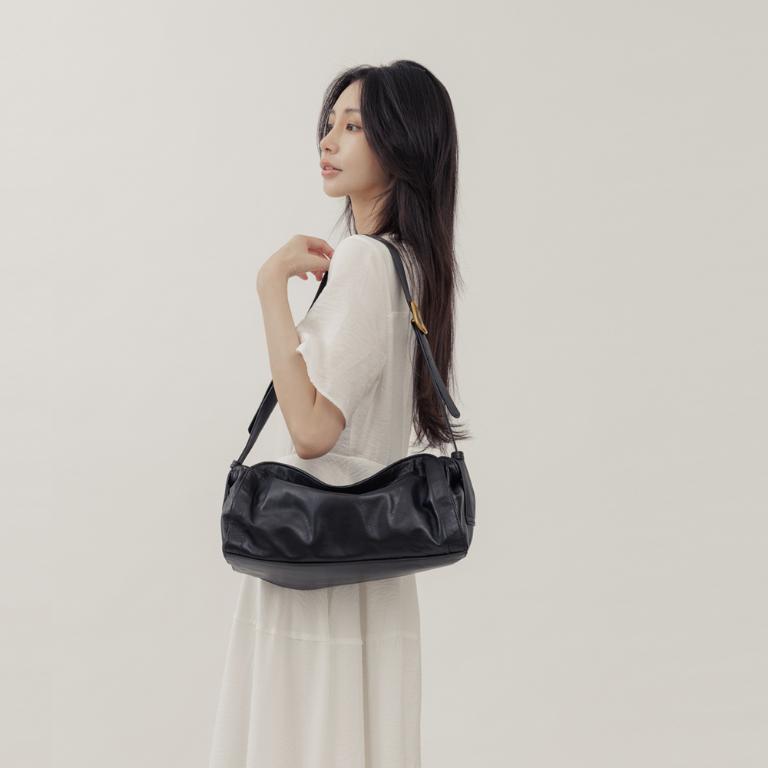 supportingrole 慵懶格調廓型結構真皮手提肩斜背包 黑
