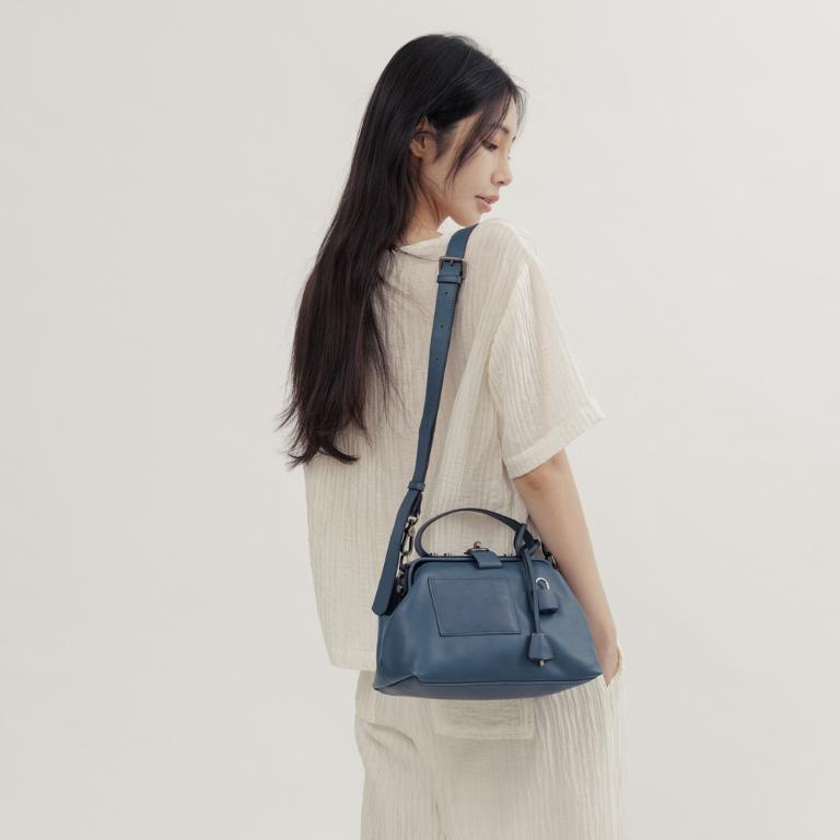 supportingrole 鉚釘鎖頭鑰匙真皮手提肩斜背3用醫生包 灰藍