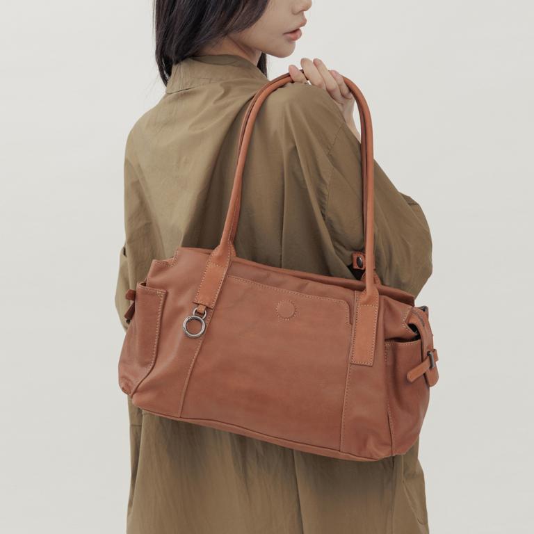 supportingrole   簡約線條多分層口袋真皮手提肩背包 咖啡