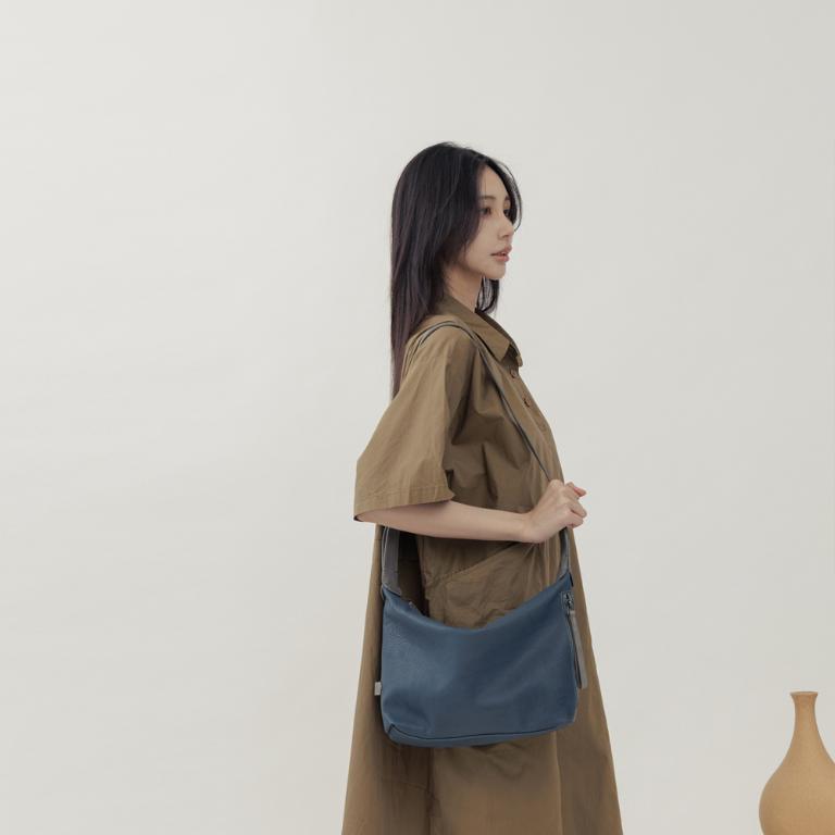 supportingrole 立體收摺簡約真皮手提斜肩背包 藍灰