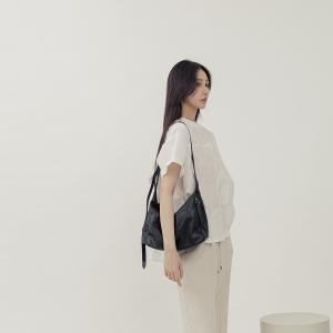 supportingrole  立體收摺簡約真皮手提斜肩背包 黑