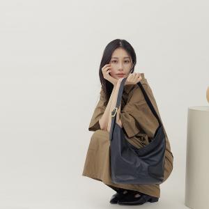 supportingrole   靈活搭配多分層簡潔真皮肩斜背包 黑