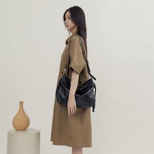 supportingrole 綁結設計寬廓型結構真皮手提肩斜背3用托特包 黑