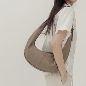 supportingrole 月牙垂墜慵懶時髦真皮手提肩斜背3用包 卡其綠