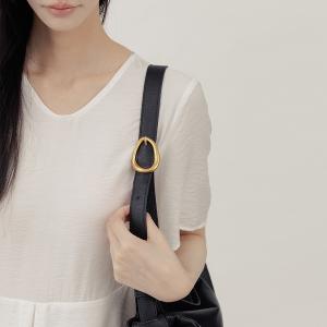 supportingrole 慵懶格調廓型結構真皮手提肩斜背包 黑