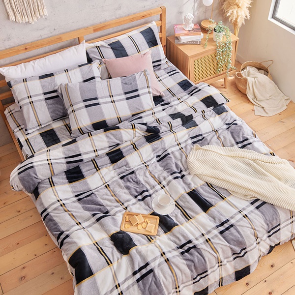 【DUYAN 竹漾】法蘭絨雙人四件式床包兩用毯被組 / 蘇格布魯