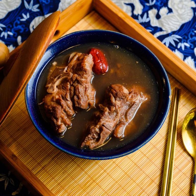 【博仁堂】何首烏排骨真空冷凍包禮盒 (台南在地好物)