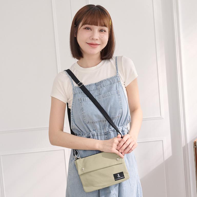 B.S.D.S冰山袋鼠 - 悠活詩集 - 格紋橫式三層斜背小包 - 卡其綠【S003G】