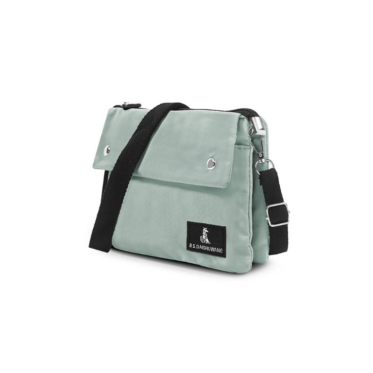 B.S.D.S冰山袋鼠 - 悠活詩集 - 格紋橫式三層斜背小包 - 灰藍色【S003KB】