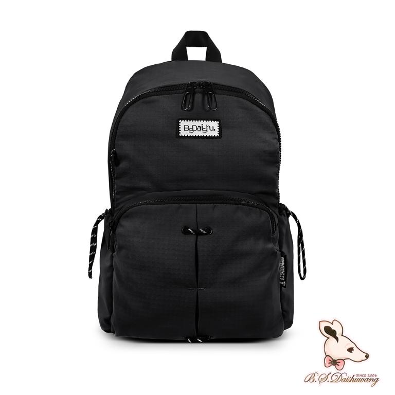 B.S.D.S冰山袋鼠 - 悠活詩集 - 格紋造型後背包 - 黑色【S-205K】