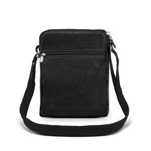 B.S.D.S冰山袋鼠 - 悠活詩集 - 格紋直立雙層斜背小包 - 黑色【S129-3K】