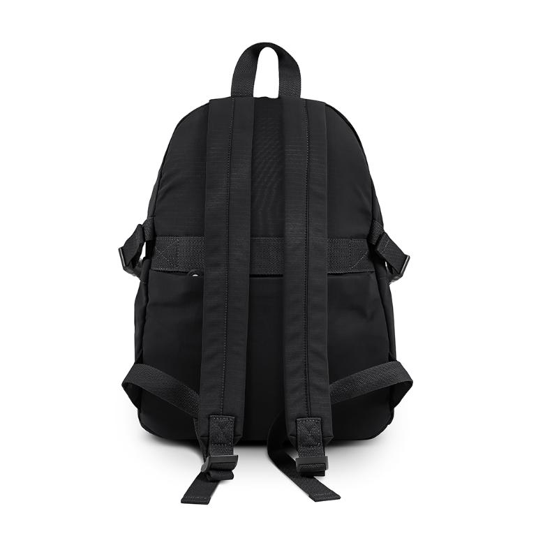 B.S.D.S冰山袋鼠 - 樂活遊記 - 格紋簡約風附插袋後背包 - 黑色【D-1203K】