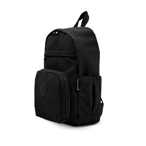 B.S.D.S冰山袋鼠 - 樂活遊記 - 格紋經典風附插袋後背包 - 黑色【D-1202K】