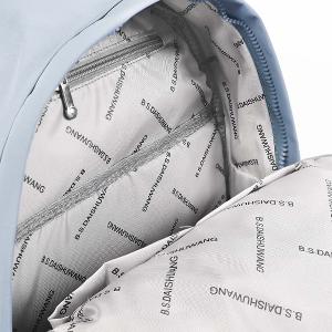 B.S.D.S冰山袋鼠 - 樂活遊記 - 格紋經典風附插袋後背包 - 黑色【D-1202K】