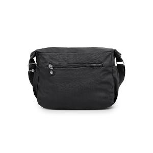 B.S.D.S冰山袋鼠 - 樂活遊記 - 格紋多夾層斜背包 - 黑色【D-1273K】