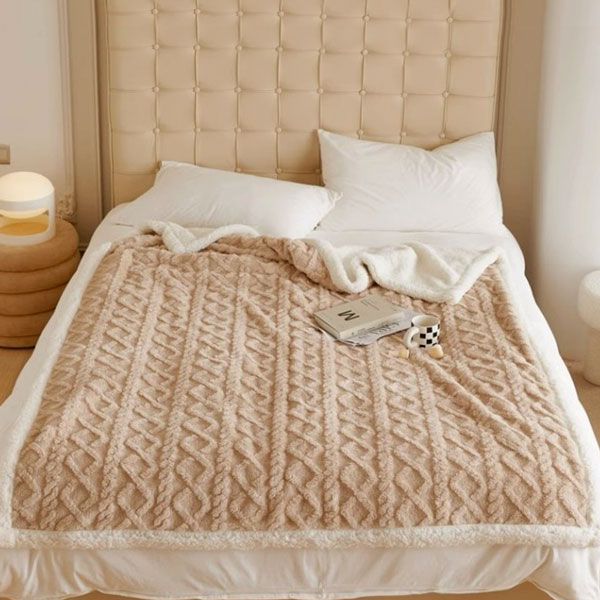 【DUYAN 竹漾】韓系麻花牛奶絨 雙層加厚被毯 / 霧灰奶茶