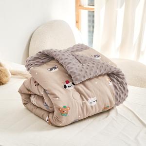 【DUYAN 竹漾】Heat Fi 兒童 精梳棉豆豆安撫被 冬被/ 120x150cm / 奶茶樂園