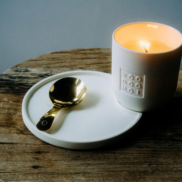 VÖODÖOMÖI 勺蠟金湯匙