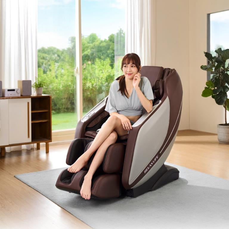 JHT i芯深捏臀感按摩椅 K-323