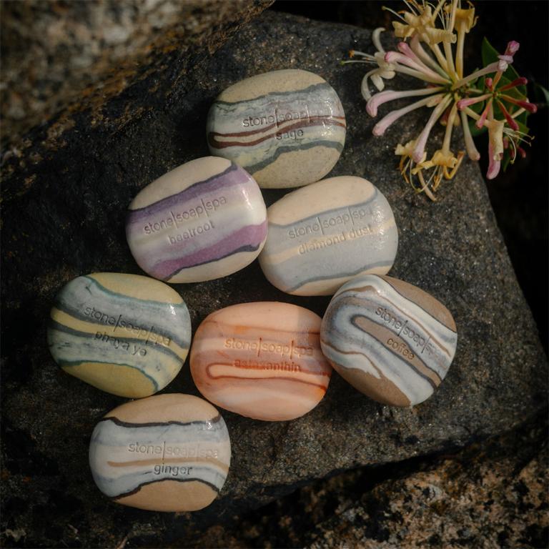 豆香無言 鵝卵石香氛輕柔磨砂皂 465