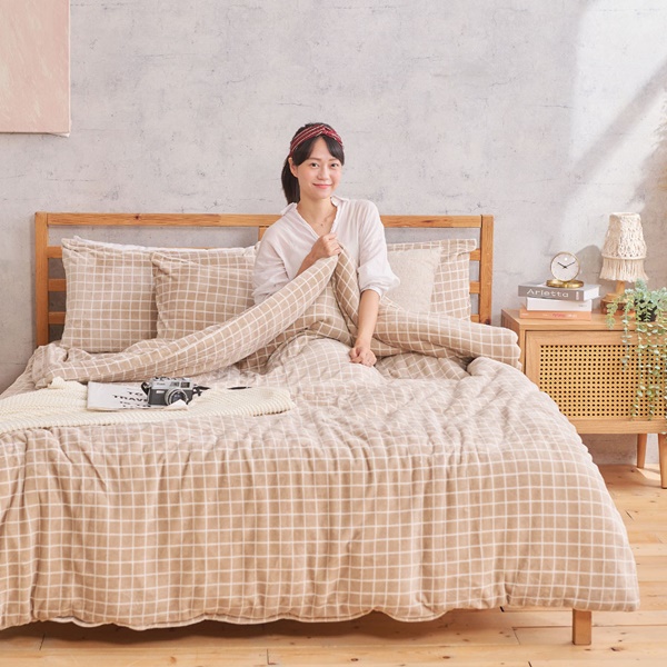 【DUYAN 竹漾】法蘭絨雙人加大四件式床包兩用毯被組 / 濃縮卡布