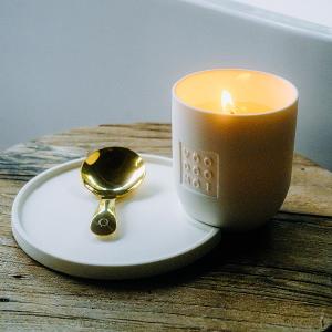 【限定優惠組】VÖODÖOMÖI喚醒高級按摩香水蠟燭+ 蠟燭好朋友 | 金湯匙