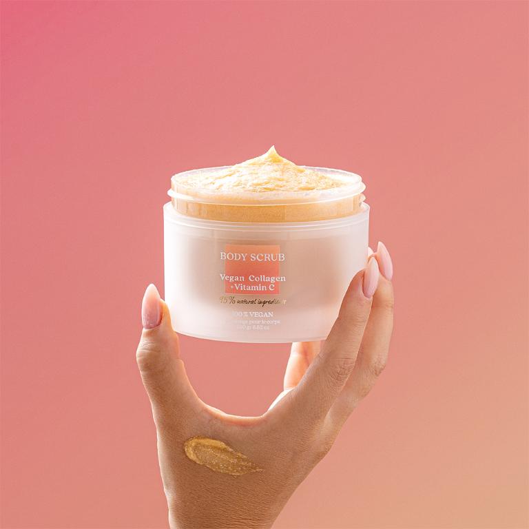 Laline 膠原維生素C 身體磨砂膏 250g