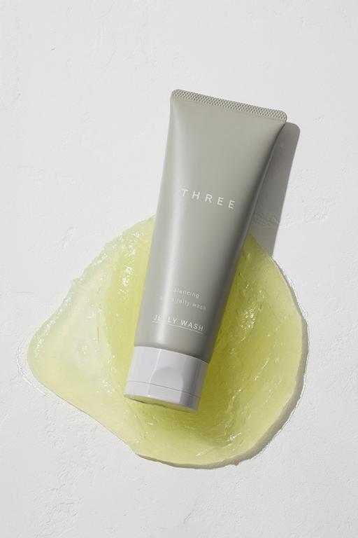 THREE 平衡基萃洗顏凝膠 100g