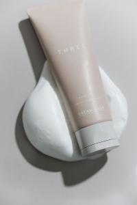 THREE 平衡花蜜洗顏皂霜 100g