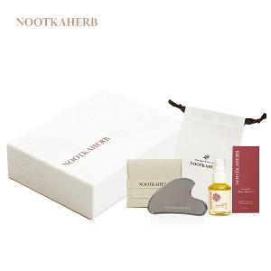 諾卡草本山茶花煥采潤體油禮盒 (含油、 按摩板、絨布袋、品牌束口袋、精裝禮盒各 1 件)